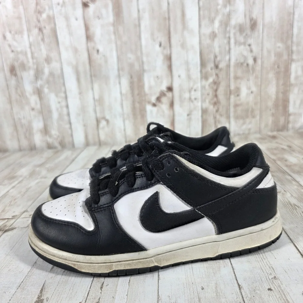 Nike Dunk Low Panda‎ Black White Sneakers CW1588-100 Kids Size 2.5Y